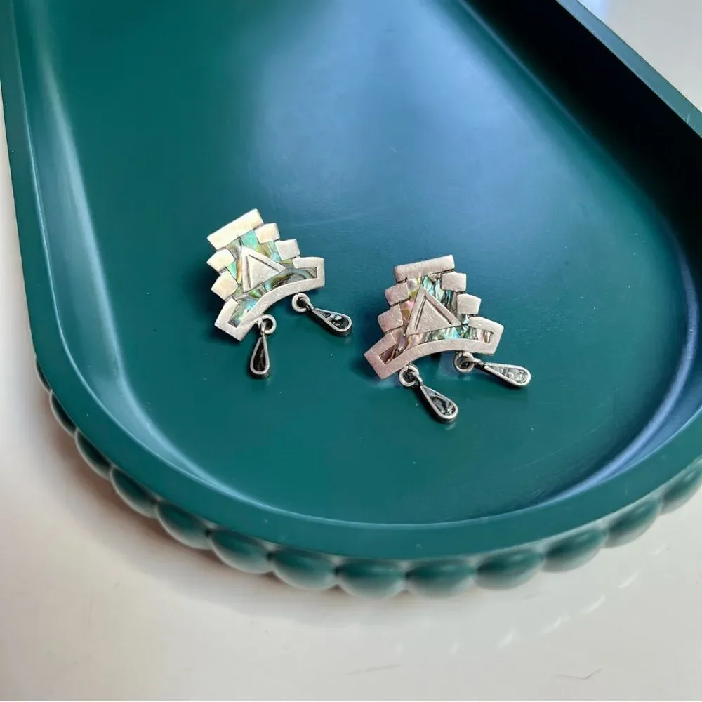 Vintage 1970s Sterling Silver 925 Iridescent Abalone Aztec Mayan Style Earrings